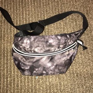 Fanny pack